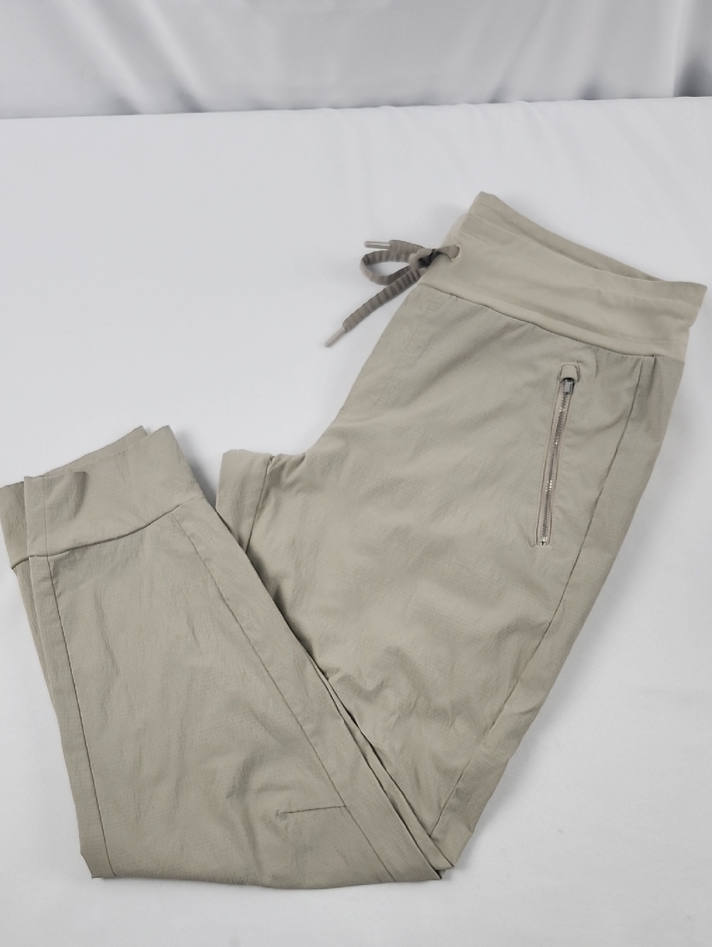 Athleta Womens 12 Khaki Trekkie North Jogger Zip Pockets Drawstring Travel